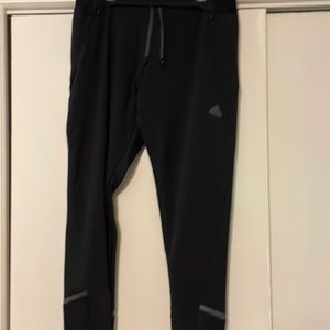 Adidas Men’s Jogger Tapered Pant